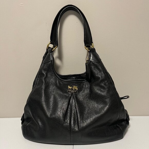 Coach Madison Maggie Hobo Shoulder Bag Pebbled Leather - Picture 1 of 16